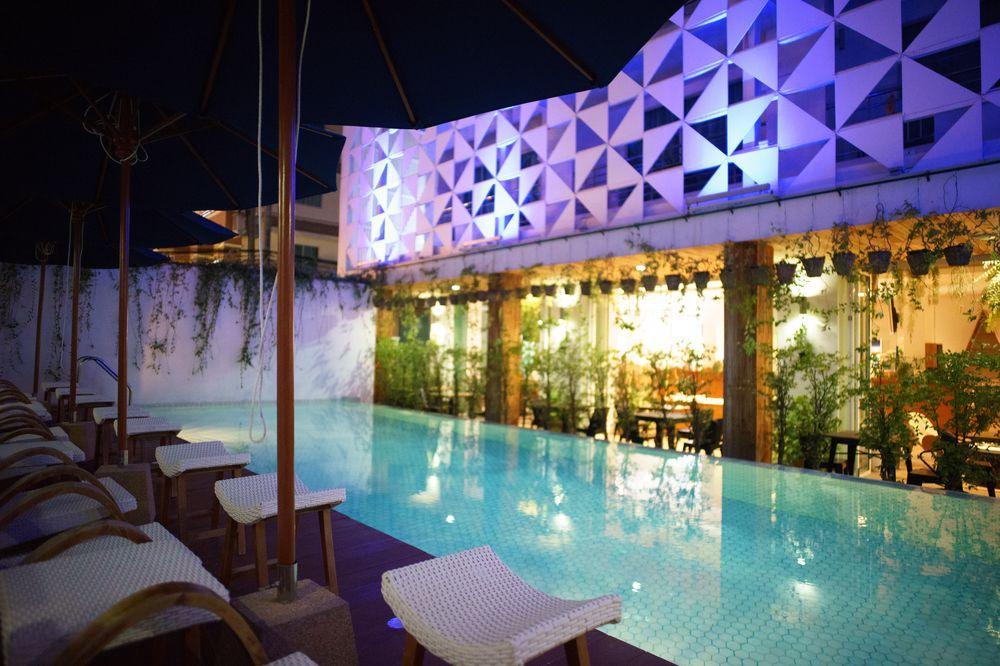The Core Gallery Hotel Chiang Mai Exteriör bild